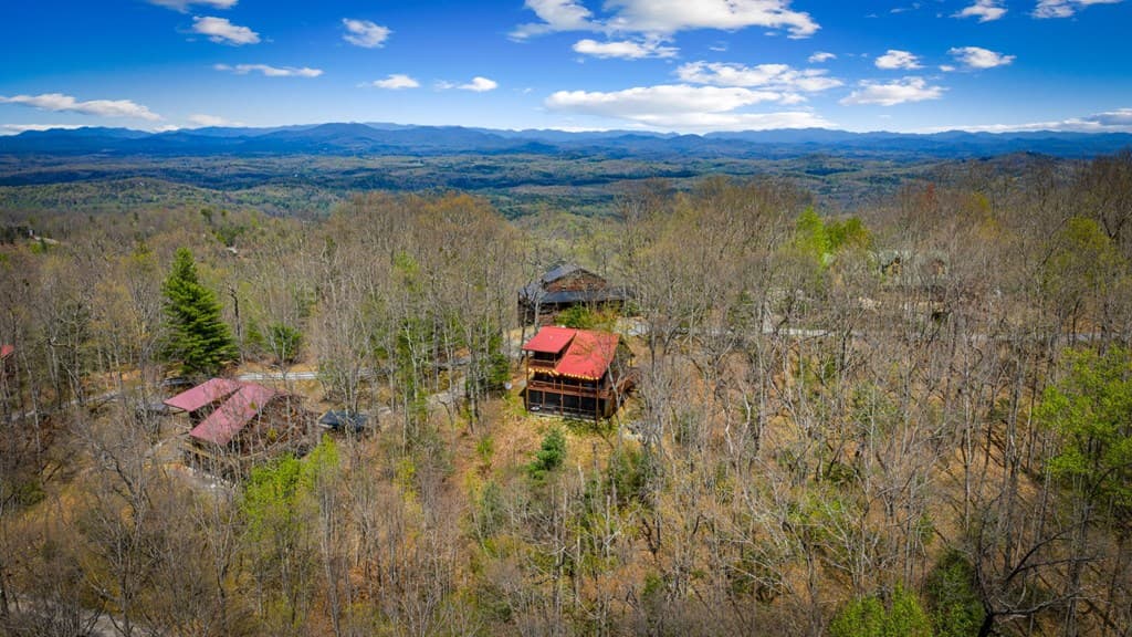 890 Brittney Drive, Blue Ridge GA 30513 - Photo
