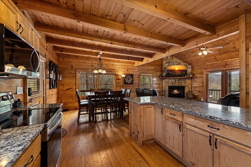 890 Brittney Drive, Blue Ridge GA 30513 - Photo