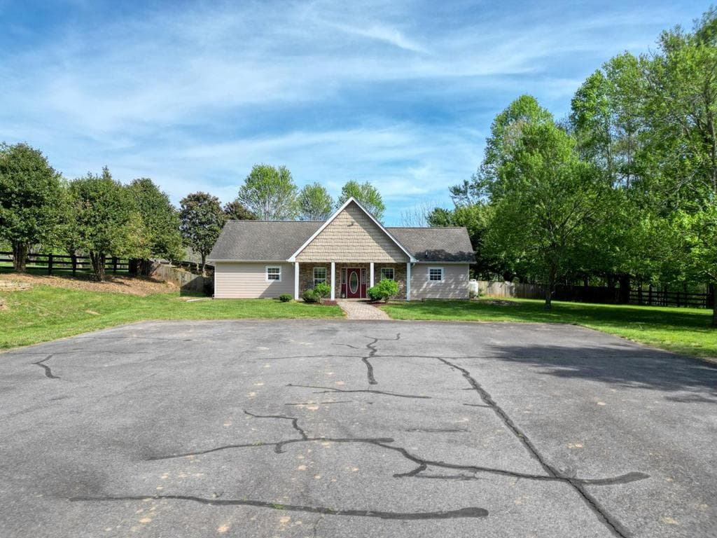 338 Meadow Brooke Drive, Young Harris GA 30582 - Photo
