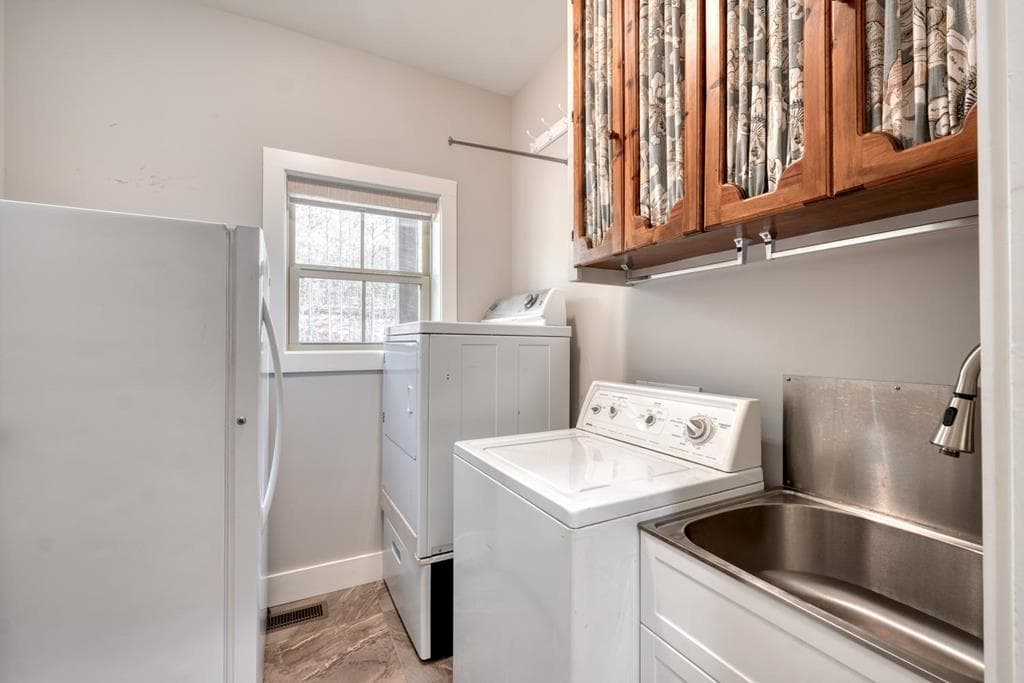 338 Meadow Brooke Drive, Young Harris GA 30582 - Photo