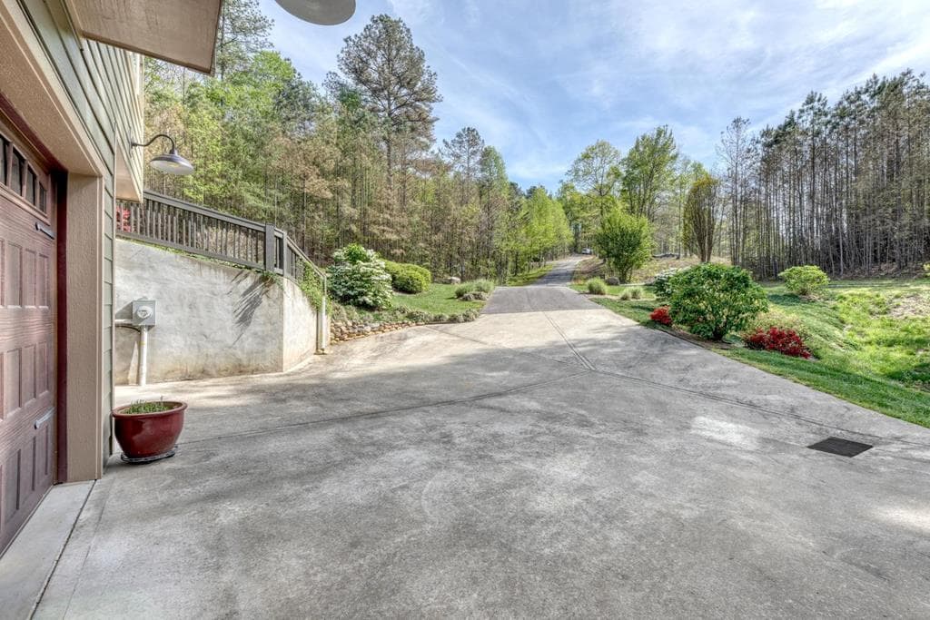 338 Meadow Brooke Drive, Young Harris GA 30582 - Photo