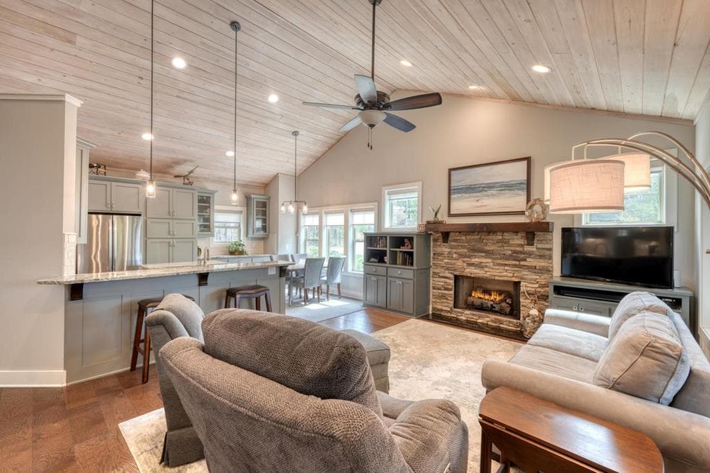 338 Meadow Brooke Drive, Young Harris GA 30582 - Photo