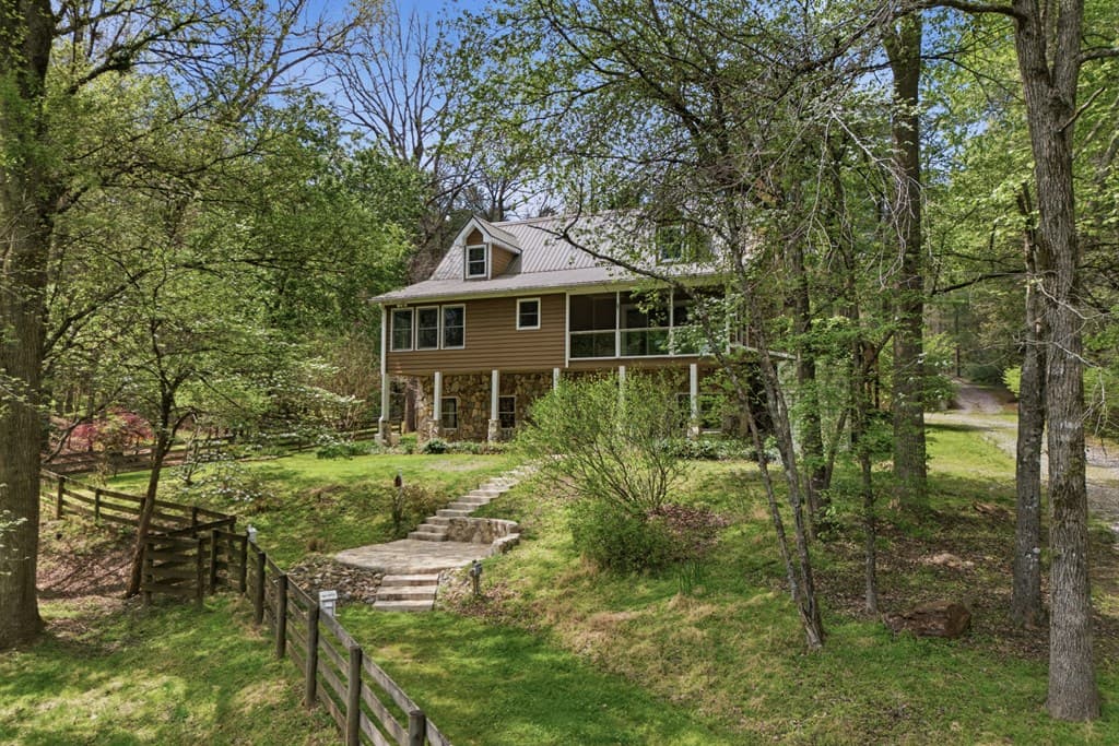 2685 Messer Road, Young Harris GA 30582 - Photo