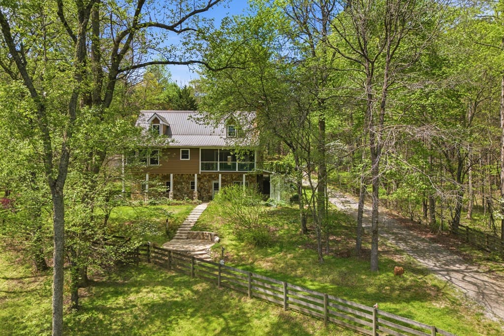 2685 Messer Road, Young Harris GA 30582 - Photo