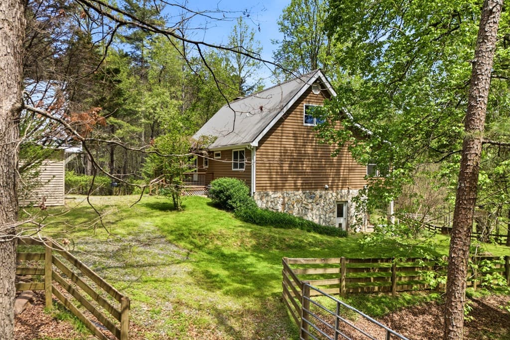 2685 Messer Road, Young Harris GA 30582 - Photo