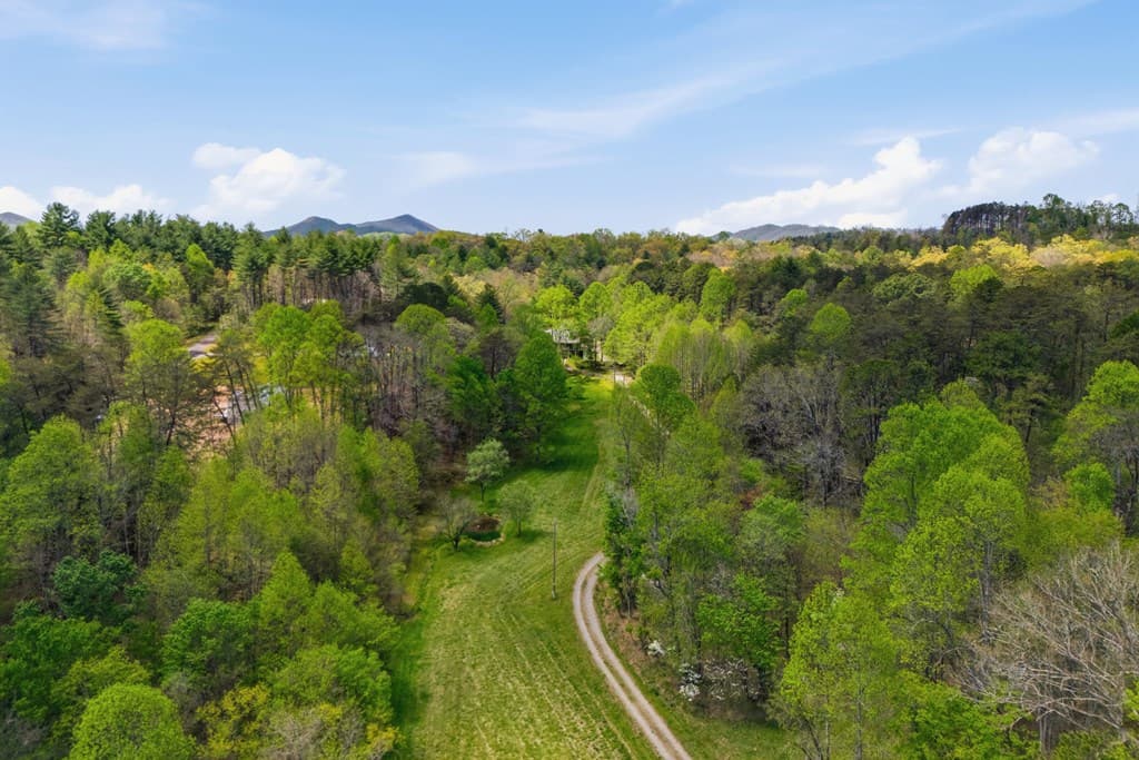 2685 Messer Road, Young Harris GA 30582 - Photo