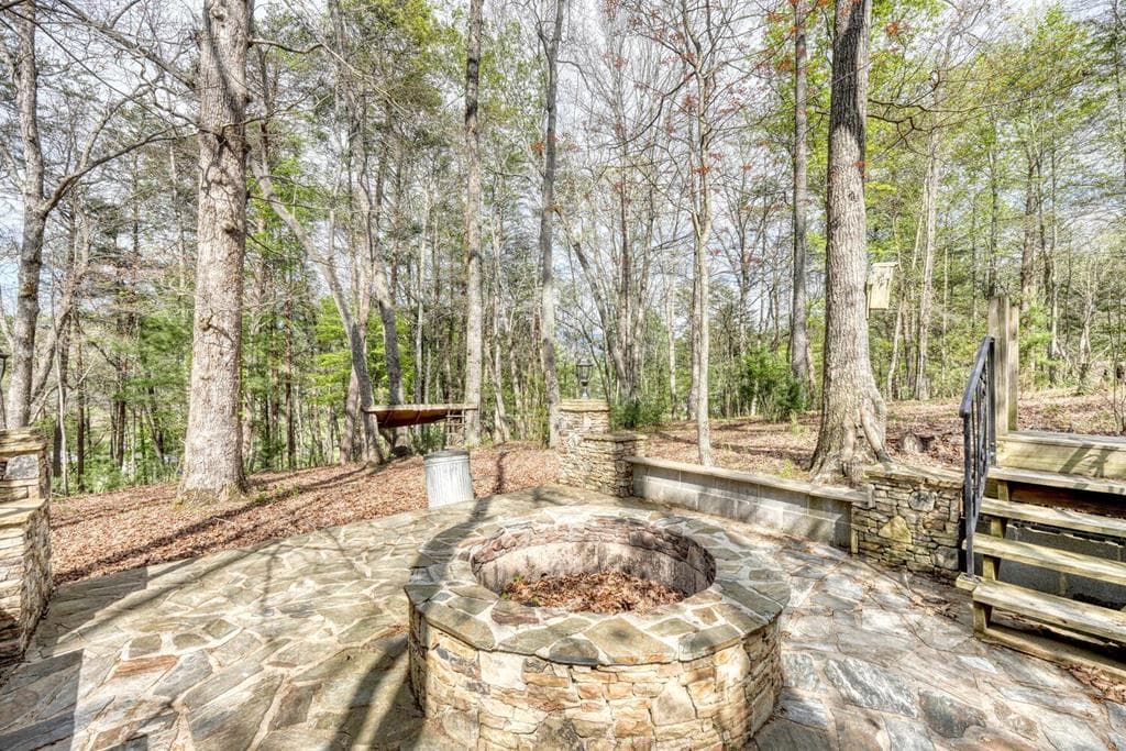 74 Timber Lane, Blairsville GA 30512 - Photo