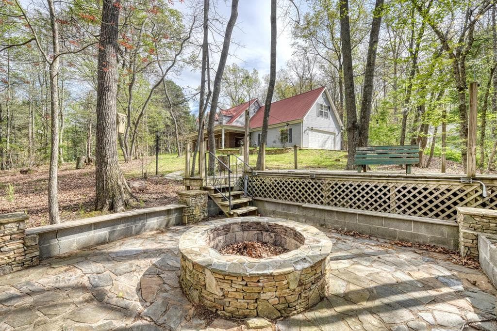 74 Timber Lane, Blairsville GA 30512 - Photo