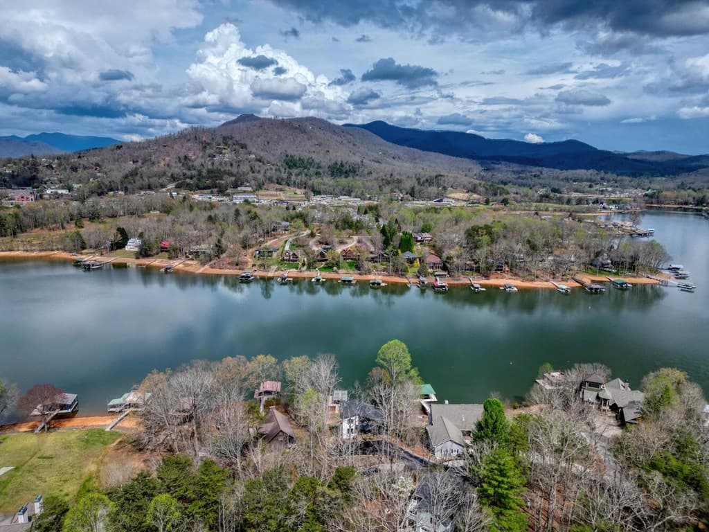 161 Windjammer Drive, Hiawassee GA 30546 - Photo