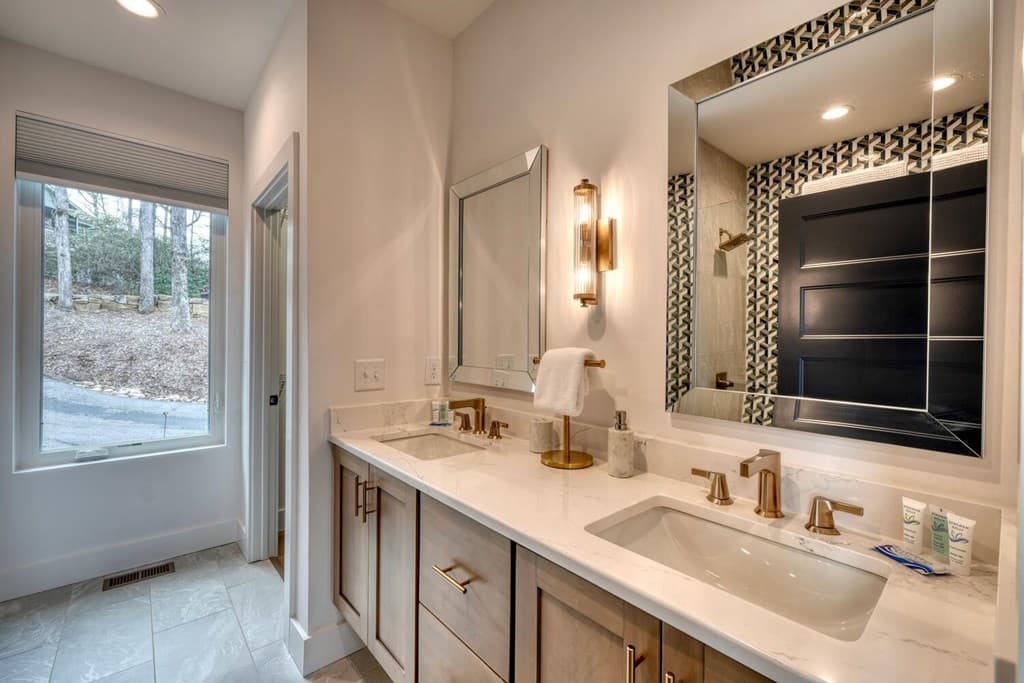 161 Windjammer Drive, Hiawassee GA 30546 - Photo