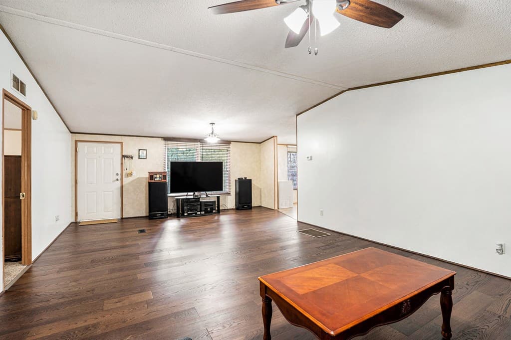 359 Norton Bridge Road, Chatsworth GA 30705 - Photo