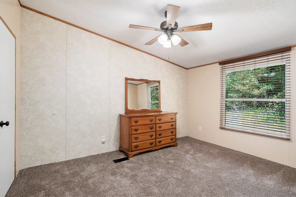 359 Norton Bridge Road, Chatsworth GA 30705 - Photo