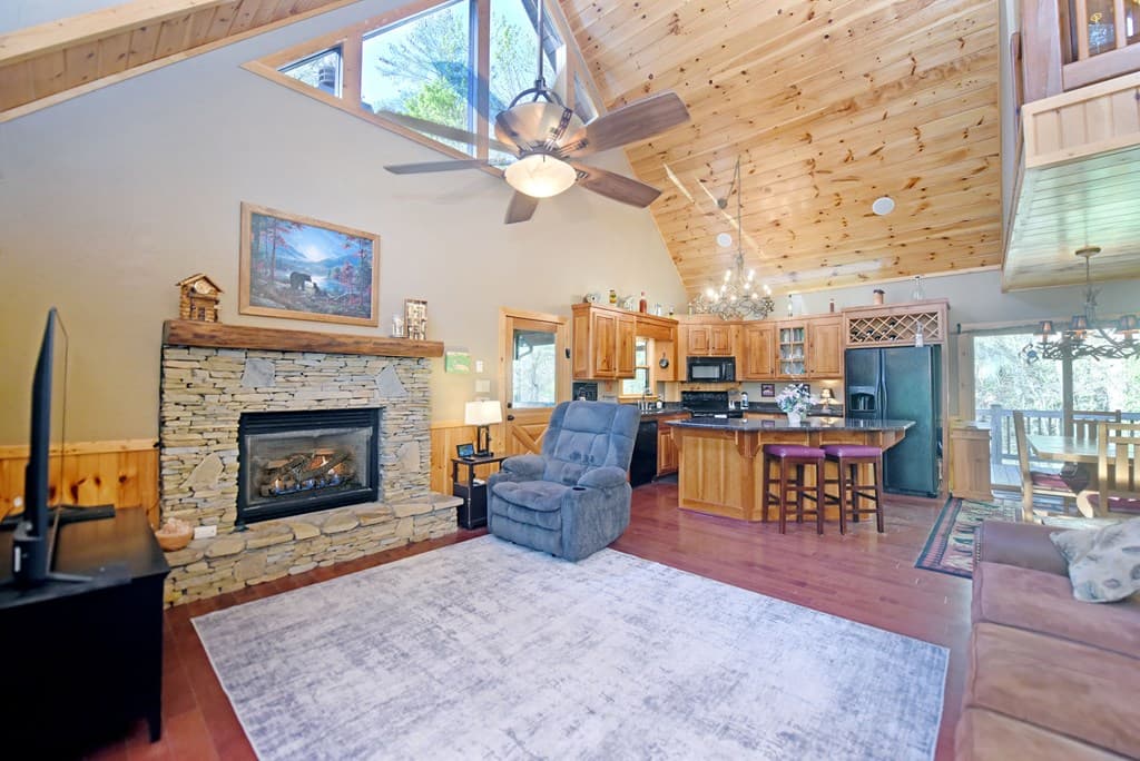 139 Deer Trail, Mineral Bluff GA 30559 - Photo