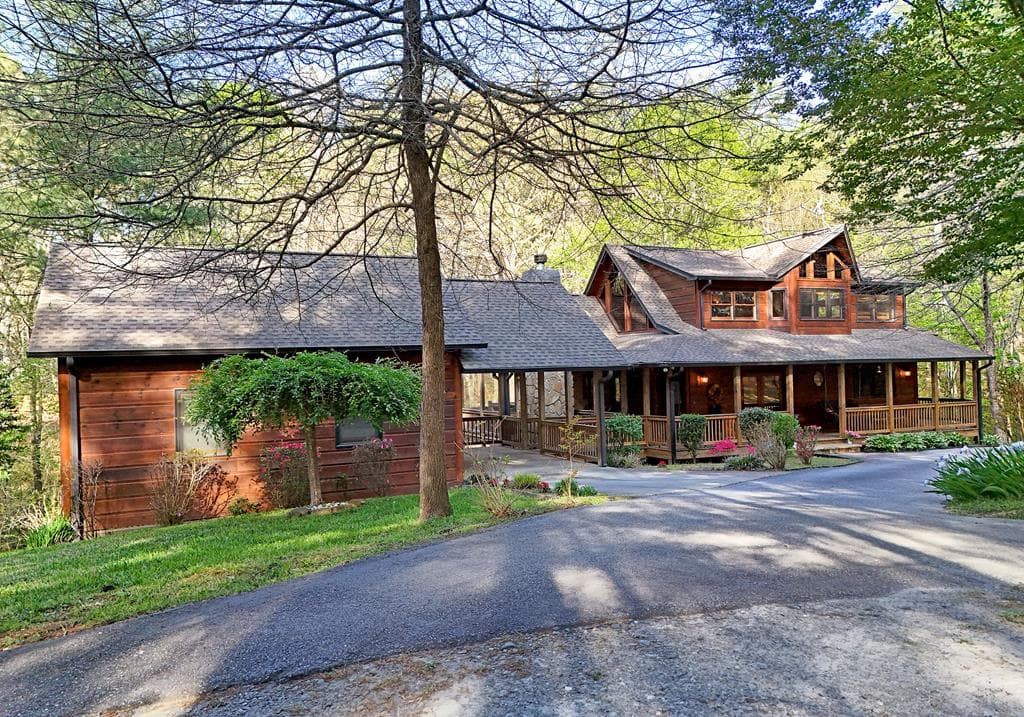 139 Deer Trail, Mineral Bluff GA 30559 - Primary photo