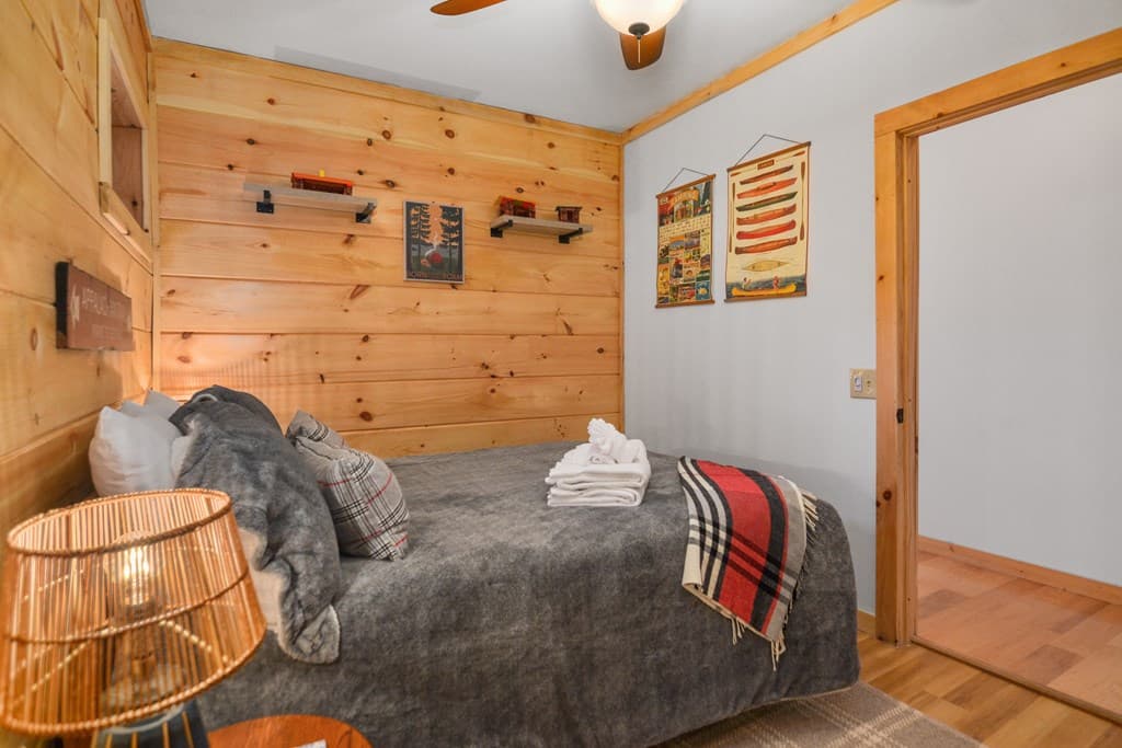 401 Dancing Leaves Trail, Blue Ridge GA 30513 - Photo