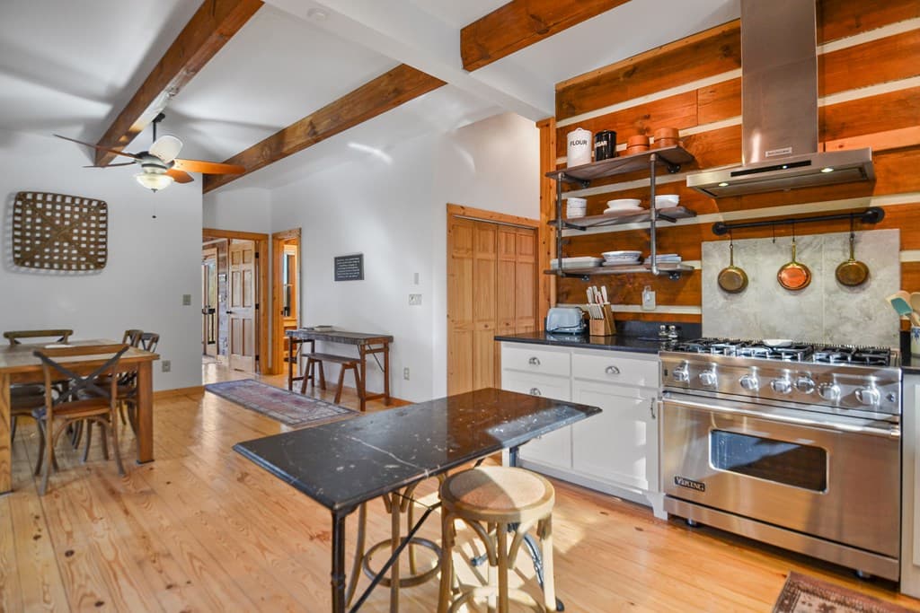 401 Dancing Leaves Trail, Blue Ridge GA 30513 - Photo