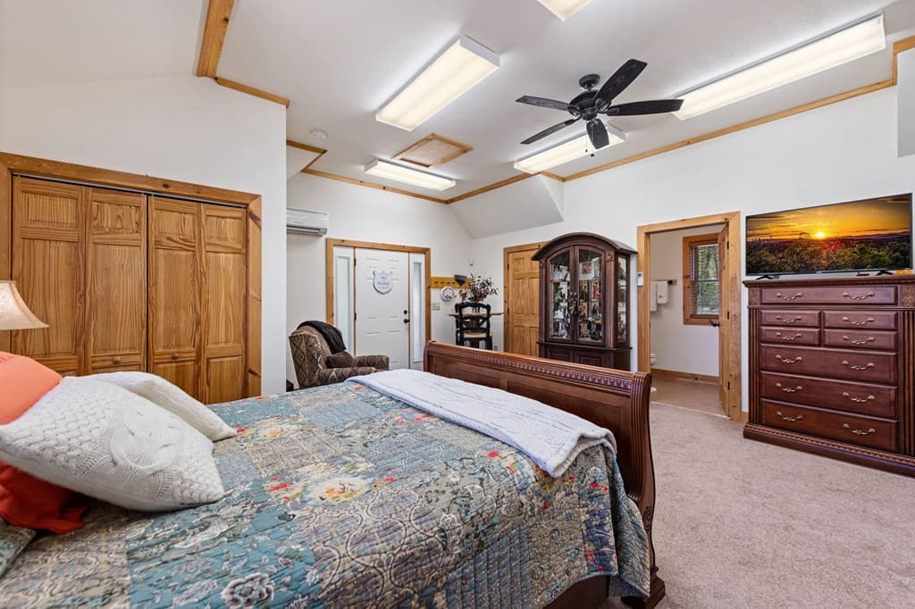 245 Davenport Mountain Road, Blue Ridge GA 30513 - Photo