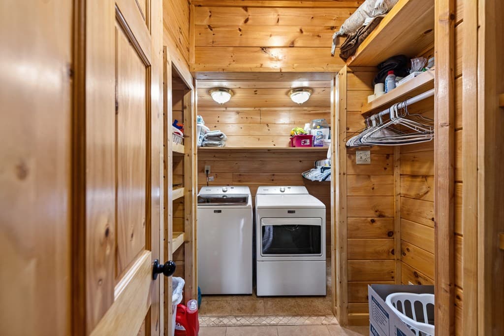 245 Davenport Mountain Road, Blue Ridge GA 30513 - Photo