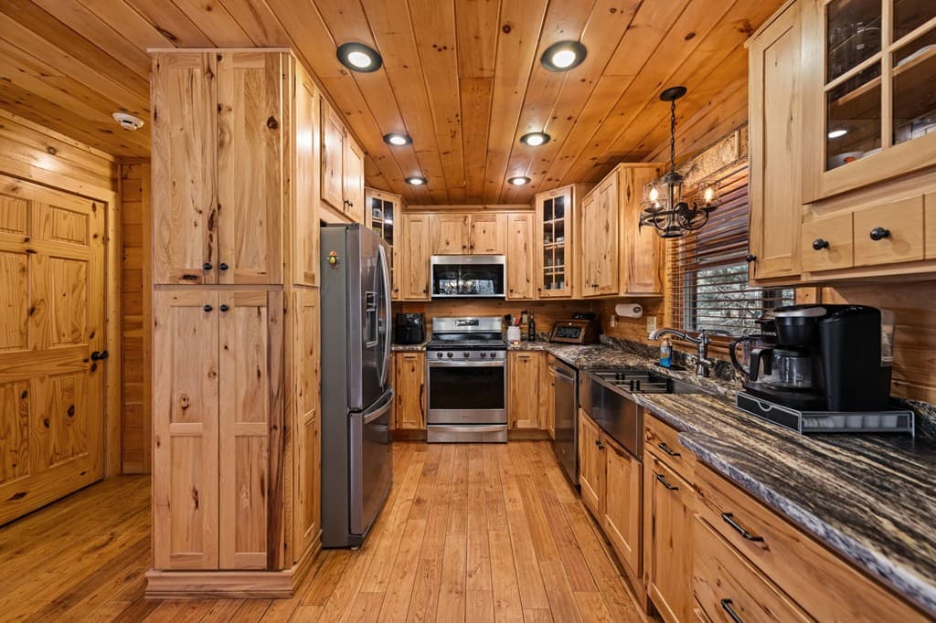245 Davenport Mountain Road, Blue Ridge GA 30513 - Photo