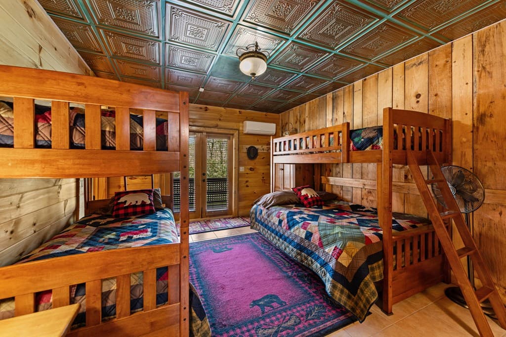 245 Davenport Mountain Road, Blue Ridge GA 30513 - Photo
