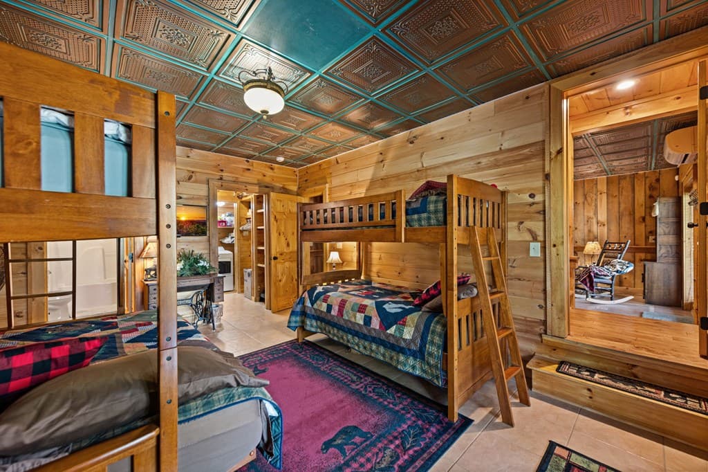 245 Davenport Mountain Road, Blue Ridge GA 30513 - Photo