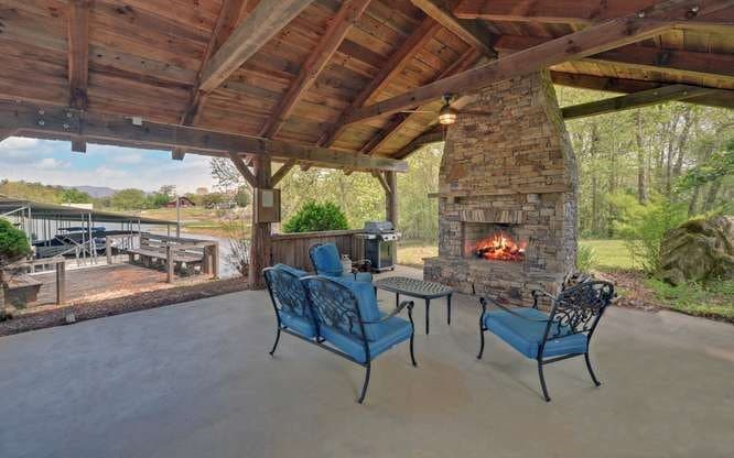 317 Bell Creek Cove Road, Hiawassee GA 30546 - Photo