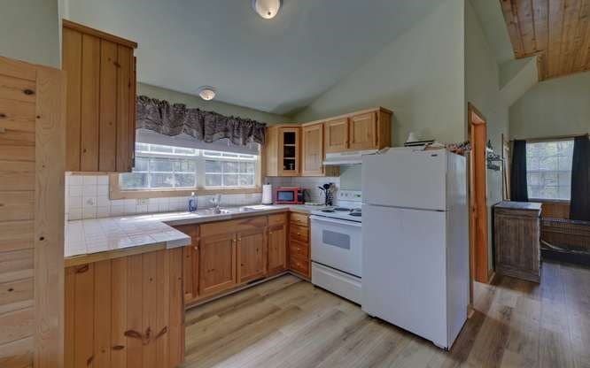 95 Windjammer Drive, Hiawassee GA 30546 - Photo