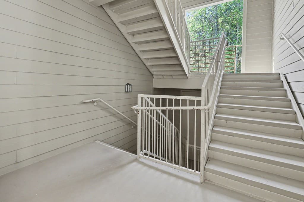 146 Glen Eagle Court, Clayton GA 30252 - Photo