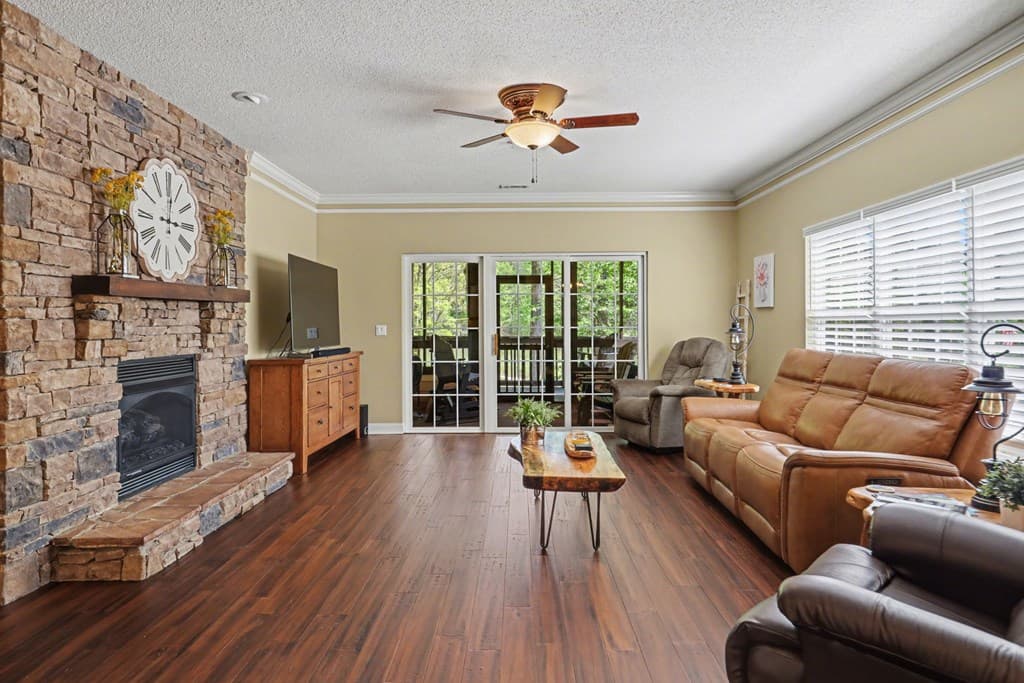 146 Glen Eagle Court, Clayton GA 30252 - Photo