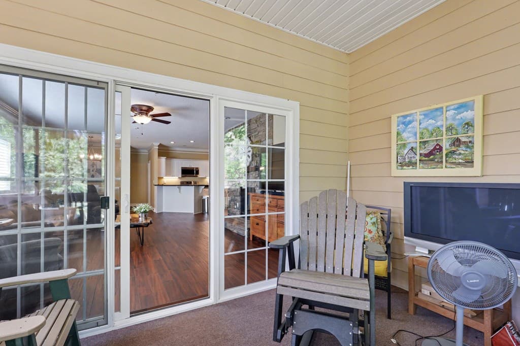 146 Glen Eagle Court, Clayton GA 30252 - Photo