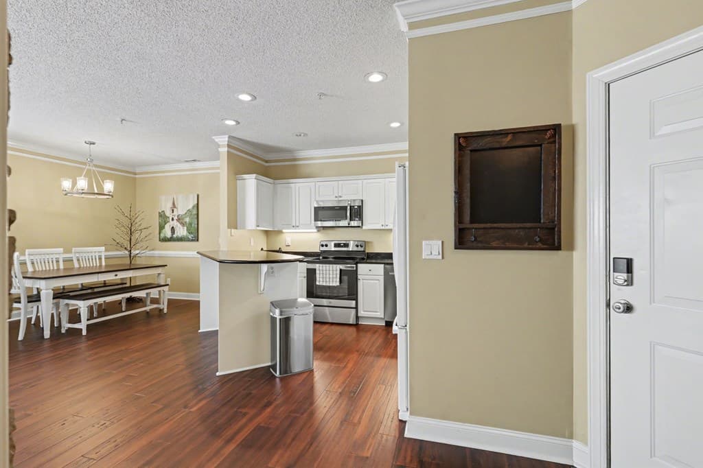 146 Glen Eagle Court, Clayton GA 30252 - Photo