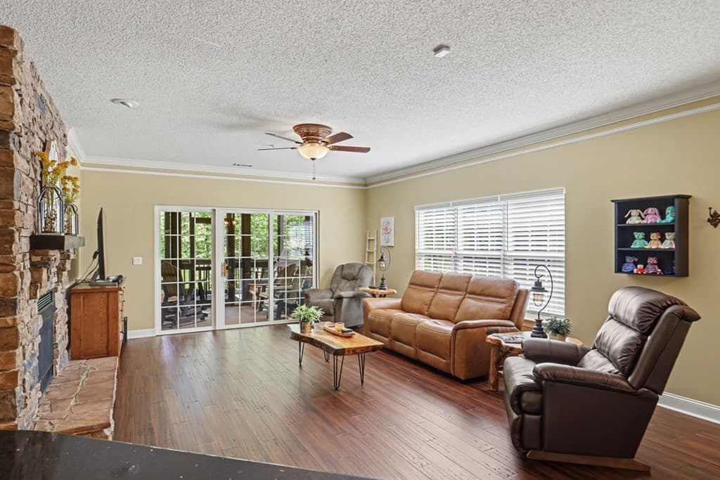 146 Glen Eagle Court, Clayton GA 30252 - Photo