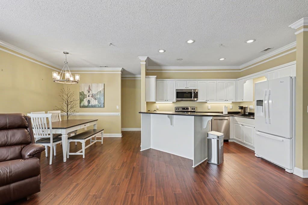 146 Glen Eagle Court, Clayton GA 30252 - Photo
