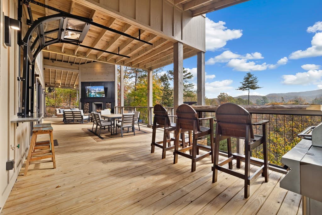 142 Sequoyah Ridge, Blue Ridge GA 30513 - Photo
