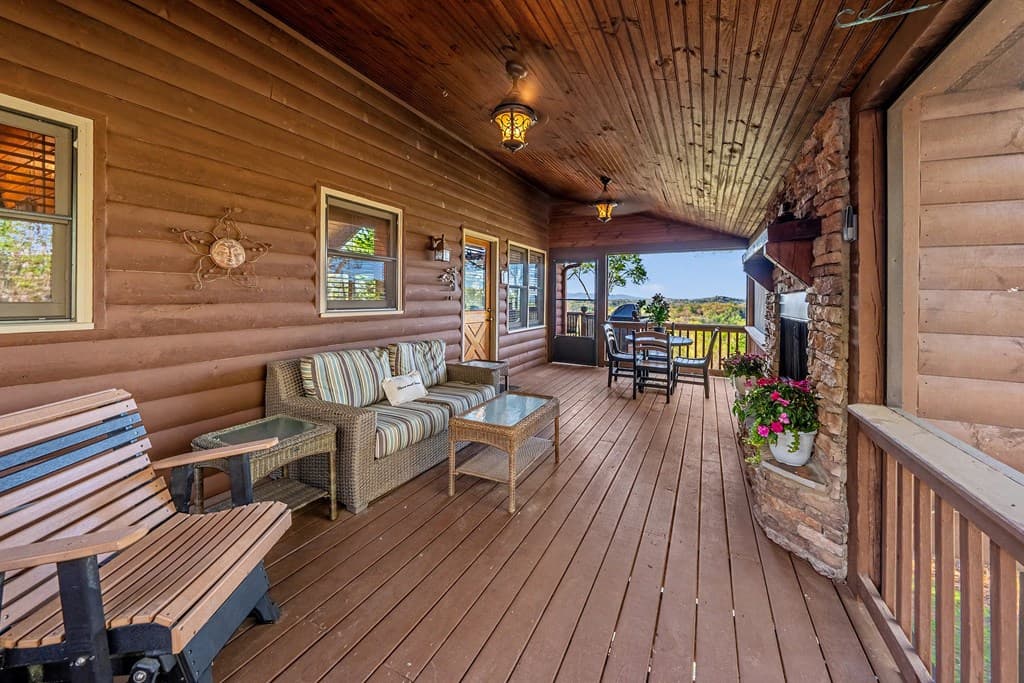 431 Sunrock Mountain Road, Blue Ridge GA 30513 - Photo