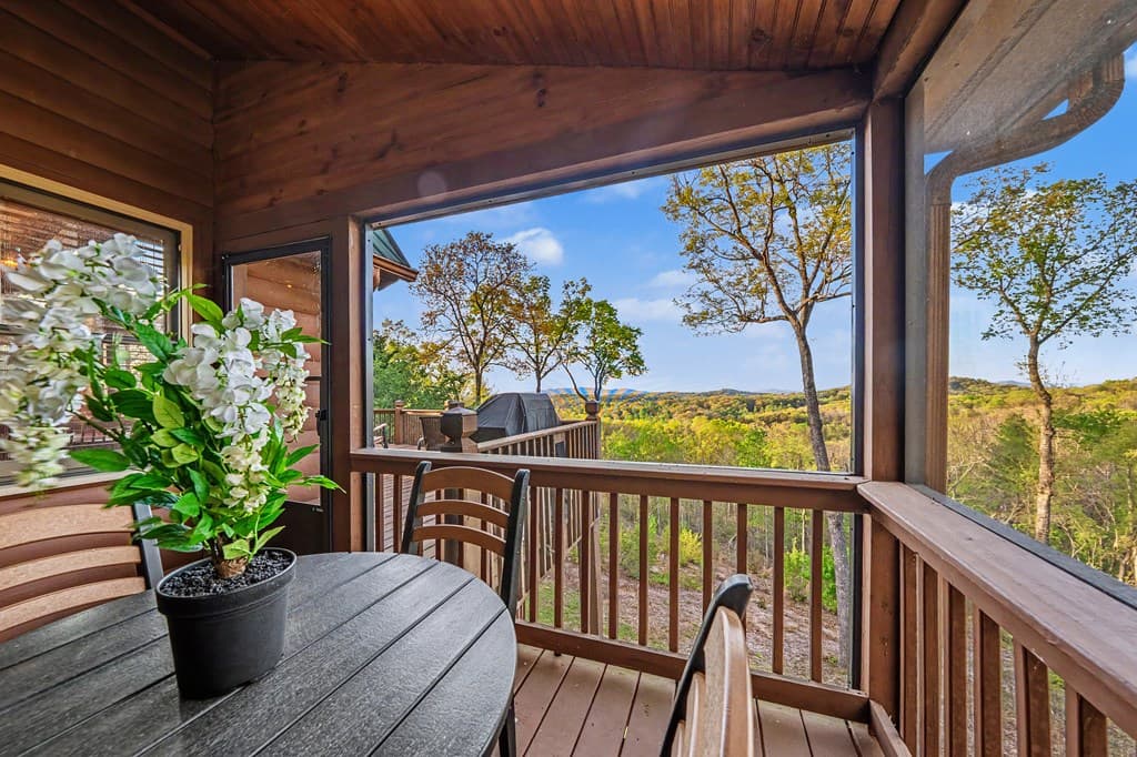 431 Sunrock Mountain Road, Blue Ridge GA 30513 - Photo