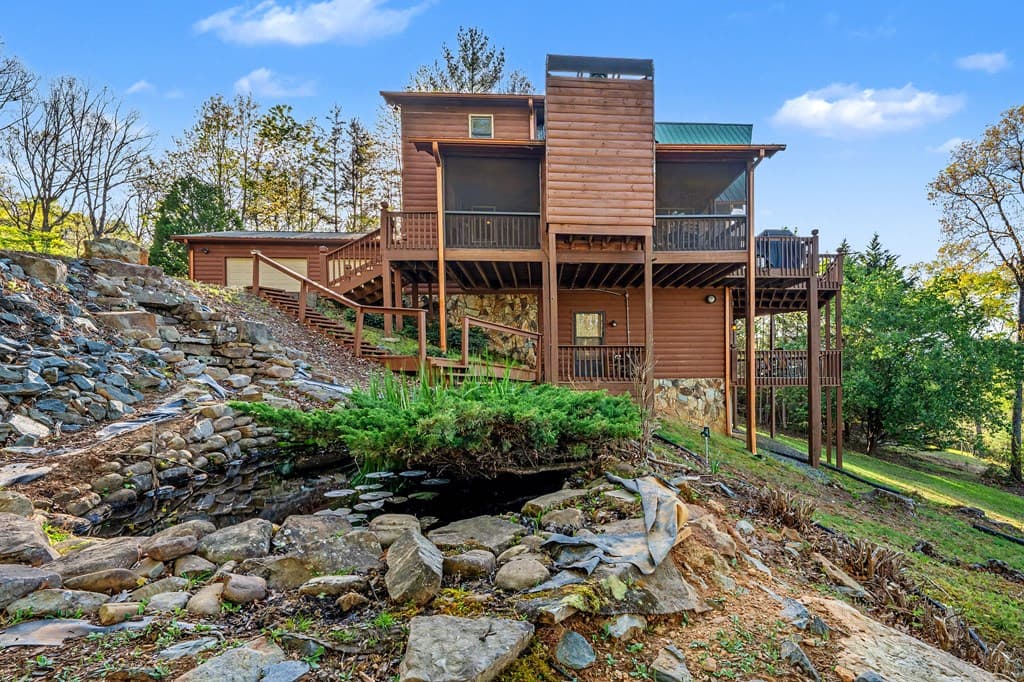 431 Sunrock Mountain Road, Blue Ridge GA 30513 - Photo