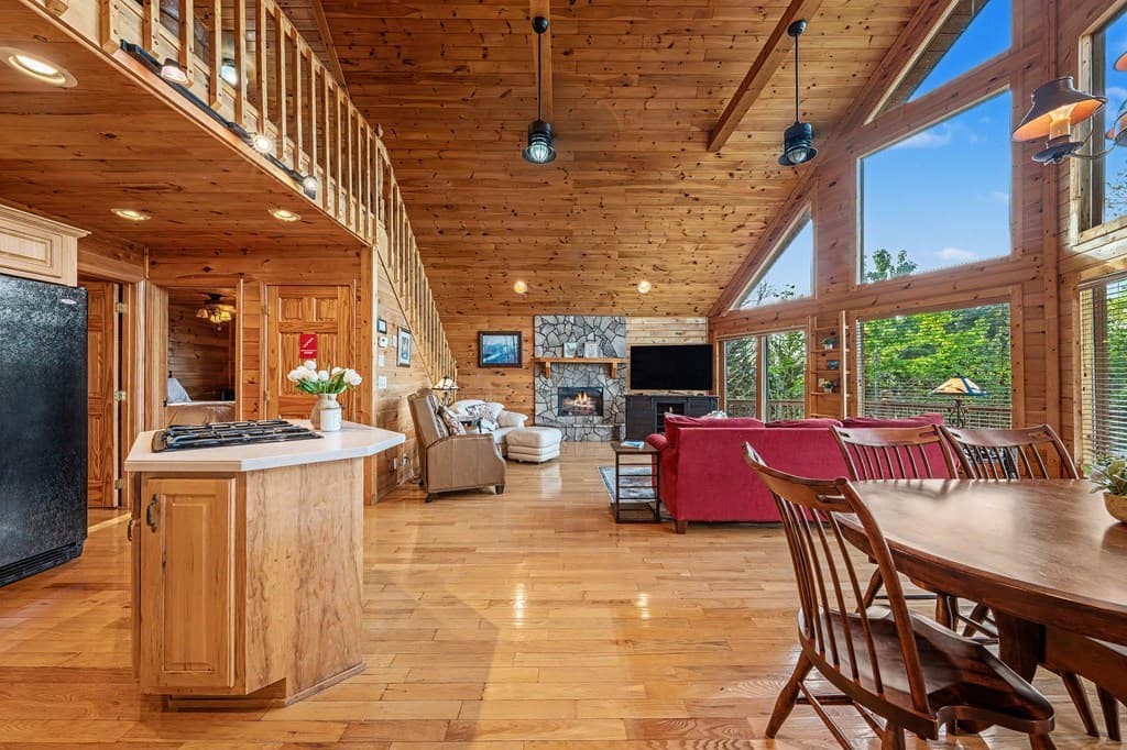 431 Sunrock Mountain Road, Blue Ridge GA 30513 - Photo