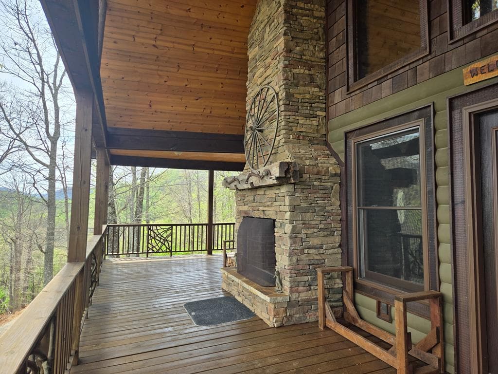 1689 Long Ridge Road, Hiawassee GA 30546 - Photo