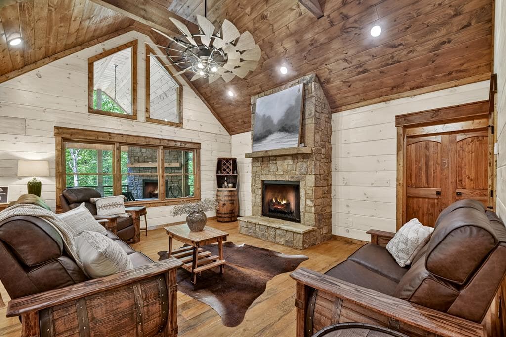 245 Moonstone Drive, Ellijay GA 30540 - Photo