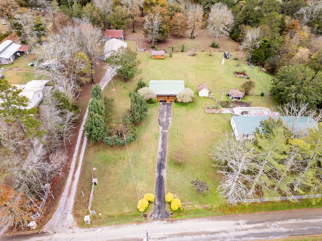 253 Halls Mill Rd, Chickamauga GA 30707 - Photo