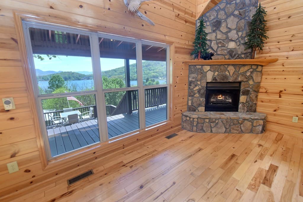 1929 Lakeview Summit Drive, Young Harris GA 30582 - Photo