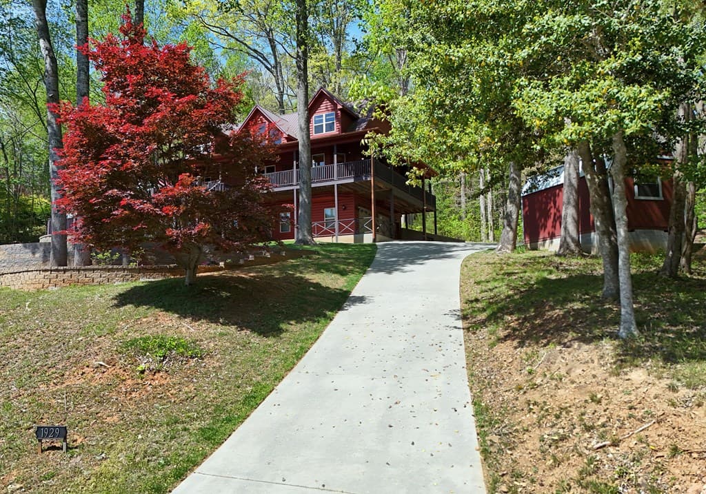 1929 Lakeview Summit Drive, Young Harris GA 30582 - Photo
