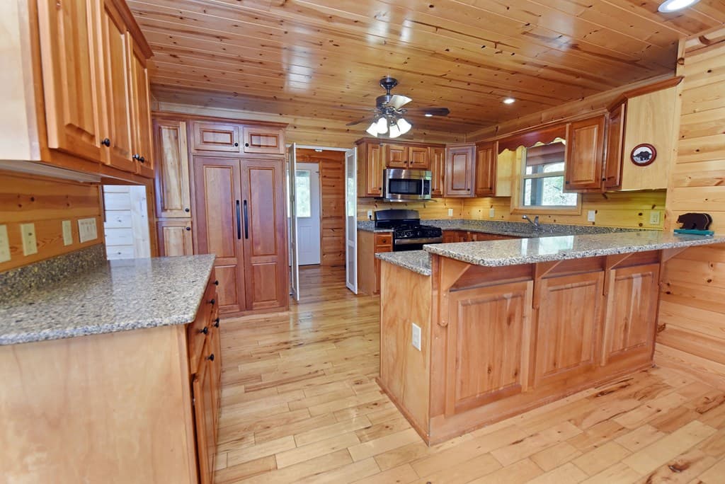 1929 Lakeview Summit Drive, Young Harris GA 30582 - Photo