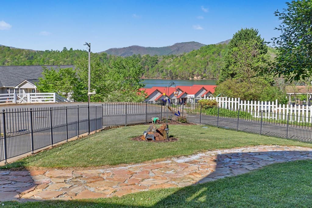 614 Waterview Drive, Hiawassee GA 30546 - Photo