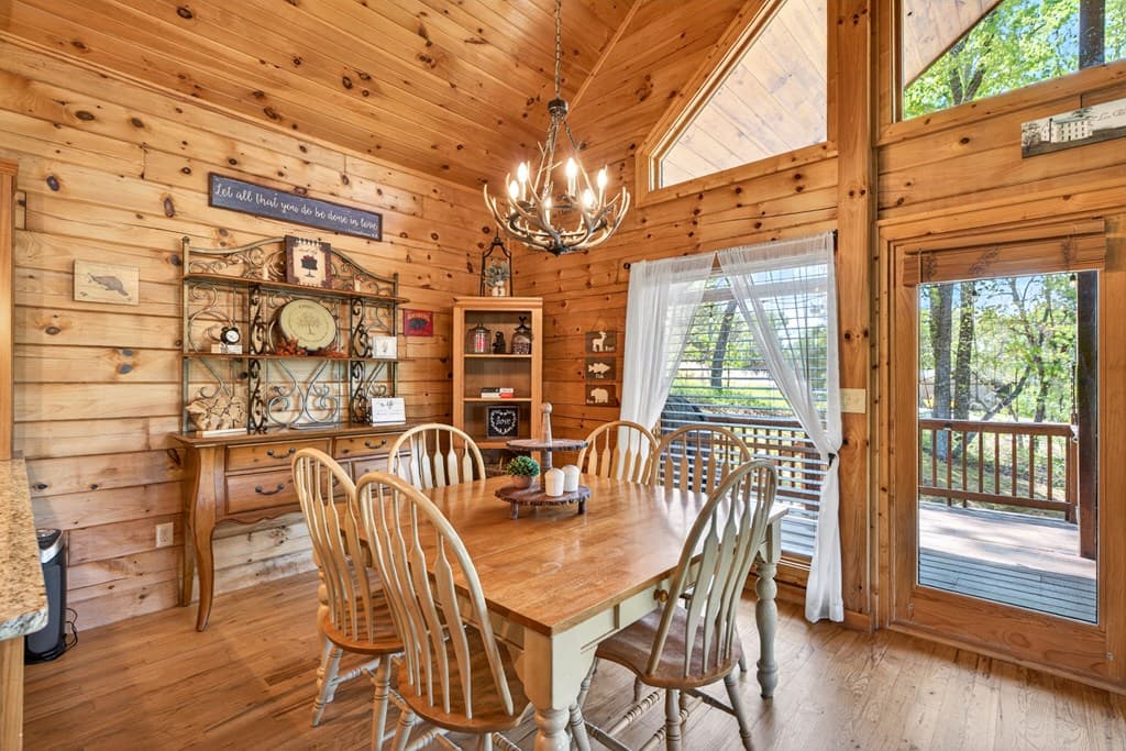 385 Shields Road, Mineral Bluff GA 30559 - Photo