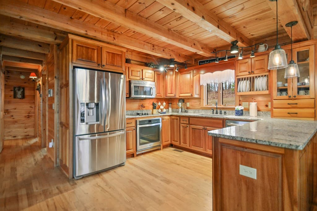 385 Shields Road, Mineral Bluff GA 30559 - Photo
