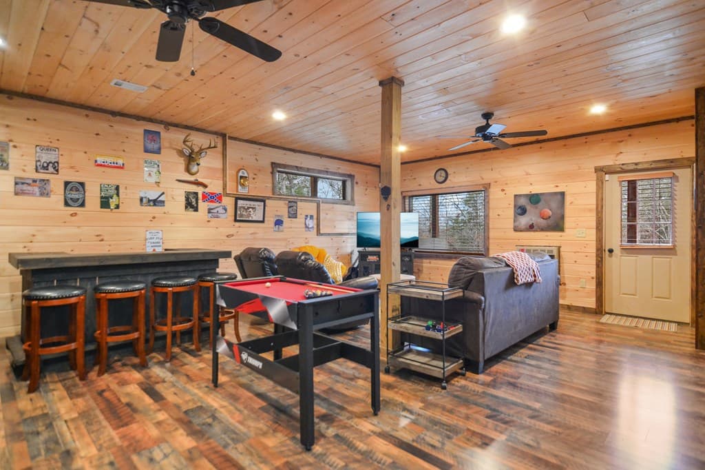 385 Shields Road, Mineral Bluff GA 30559 - Photo