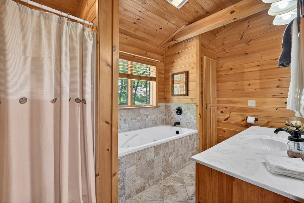 385 Shields Road, Mineral Bluff GA 30559 - Photo