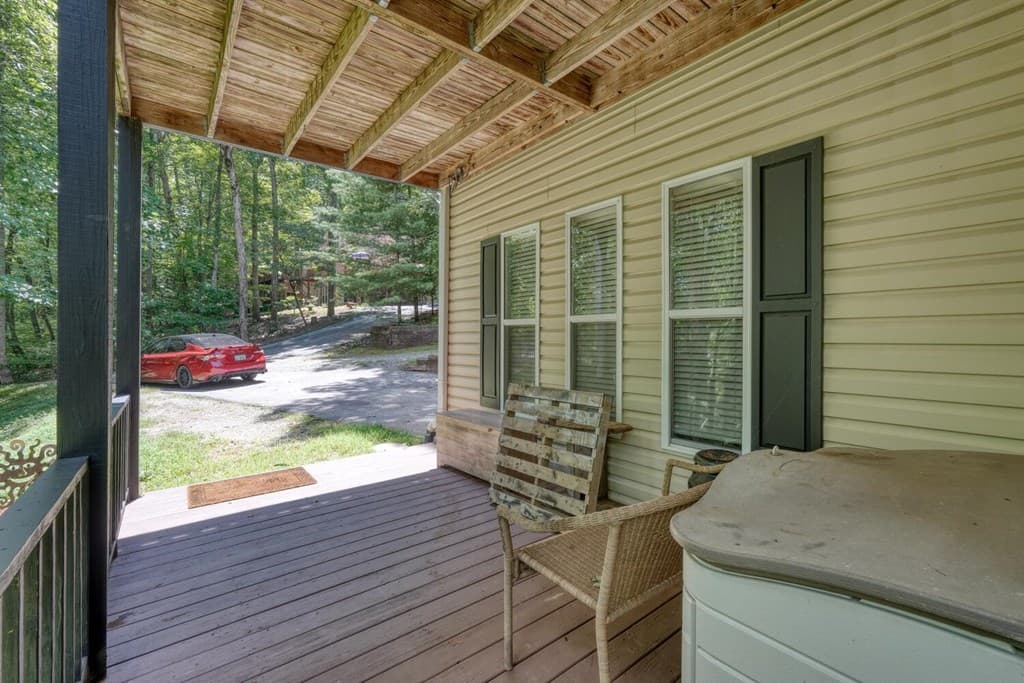 70 Martys Drive, Blairsville GA 30512 - Photo